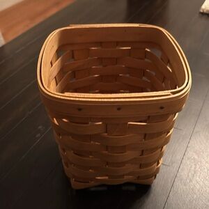 2004 Longaberger basket
